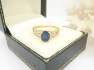 9ct Gold Blue & White Sapphire Ring Size O