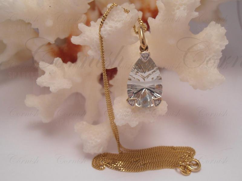 9ct Gold Green Amethyst Diamond Necklace 18"